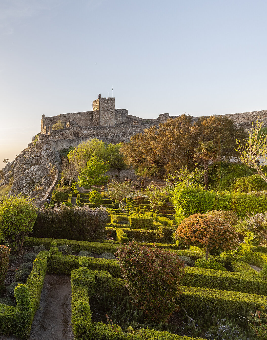 Außenansicht der Pousada Marvão, ein Historisches Hotel auf einem Hügel in Marvão, umgeben von Natur