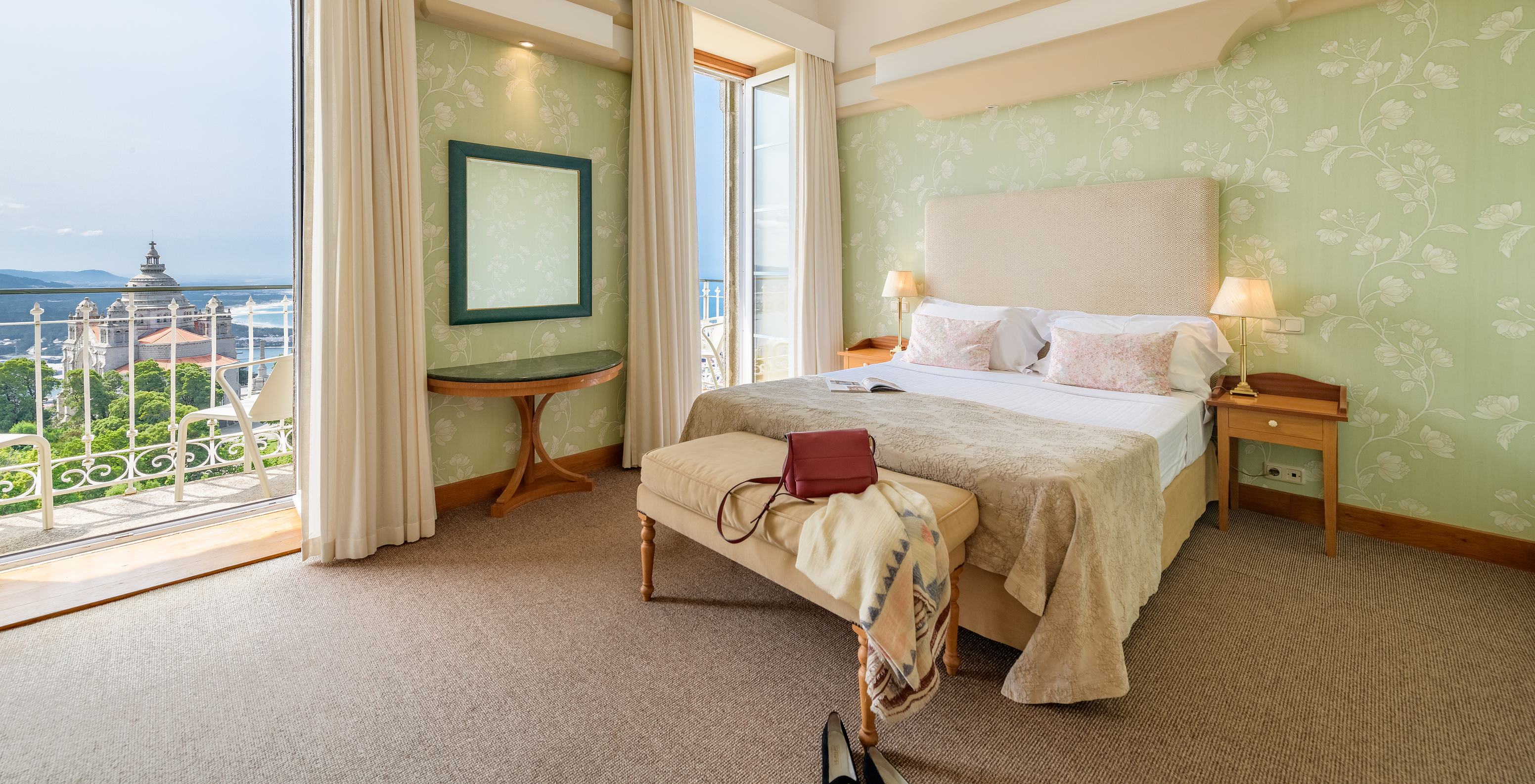 The Superior Family of The Pousada Viana do Castelo has two windows next to the bed with view of The Basilica of Santa Luzia