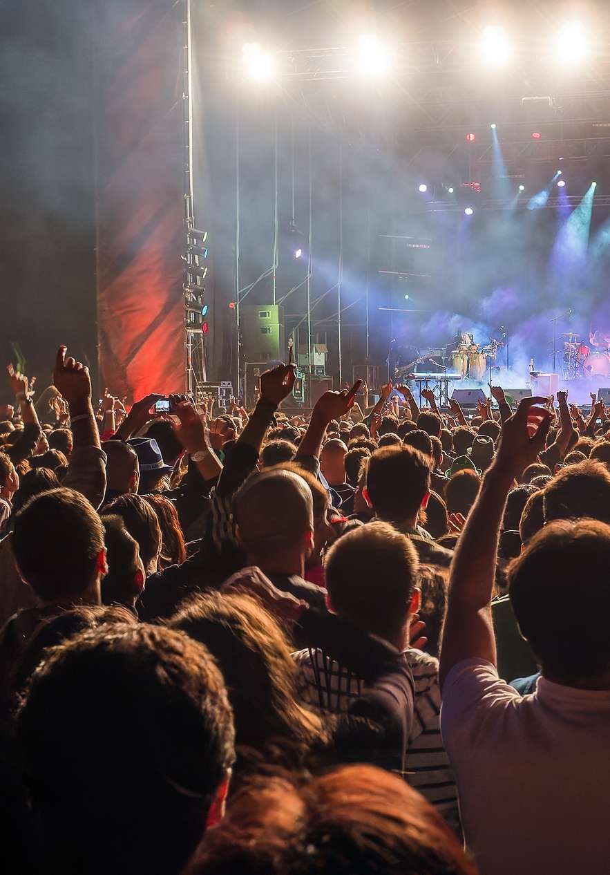 El Festival de Crato es un evento vibrante de música, artesanía y gastronomía, celebrado anualmente en Alentejo