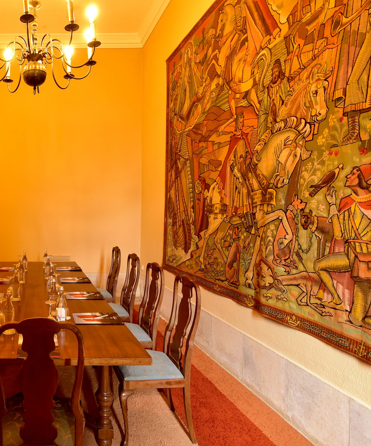 Vergaderingen en Conferenties bij Pousadas de Portugal, in kleine elegante zalen met wandtapijten