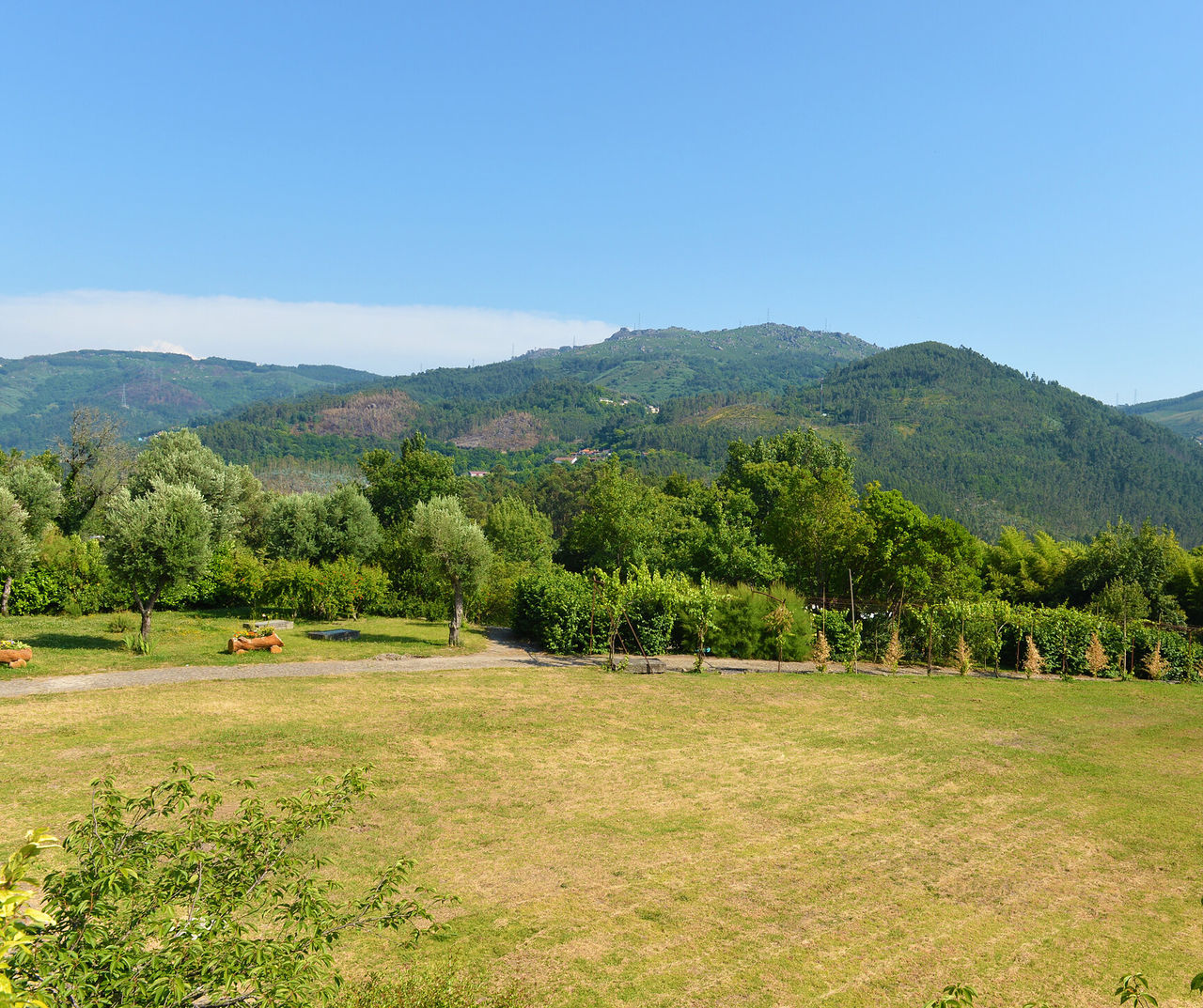Fique num hotel Pestana no Norte de Portugal e desfrute de paisagens naturais deslumbrantes, entre montanhas e rios.